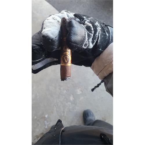 Oliva Serie V Lancero 7  * 38