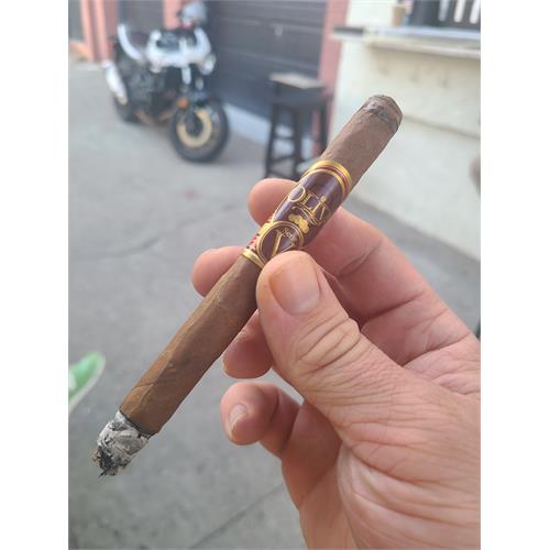 Oliva Serie V Lancero 7  * 38