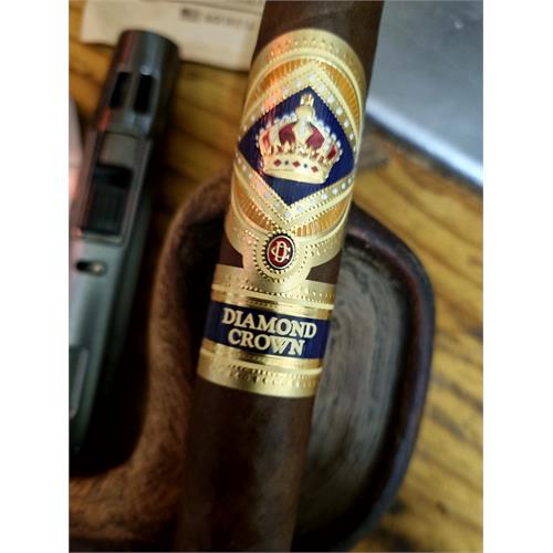 Diamond Crown Maduro Toro No. 3 6 1/2 * 54