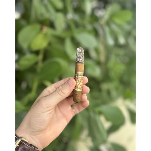 Arturo Fuente Opus X Pussy Cats 4 1/4 * 42