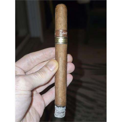 Tatuaje Escasos H 6 3/8 * 43