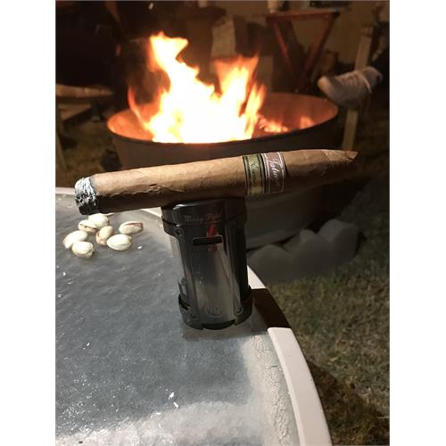 Tatuaje Escasos U 6 1/8 * 52