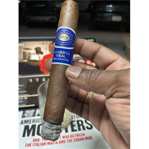 Romeo y Julieta Reserva Real Nicaragua Toro 6  * 54