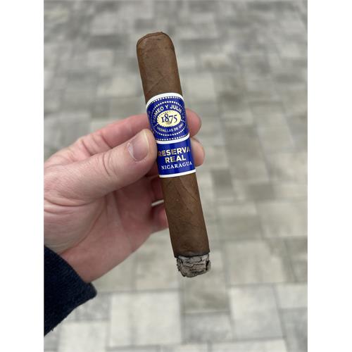 Romeo y Julieta Reserva Real Nicaragua Robusto 5  * 50