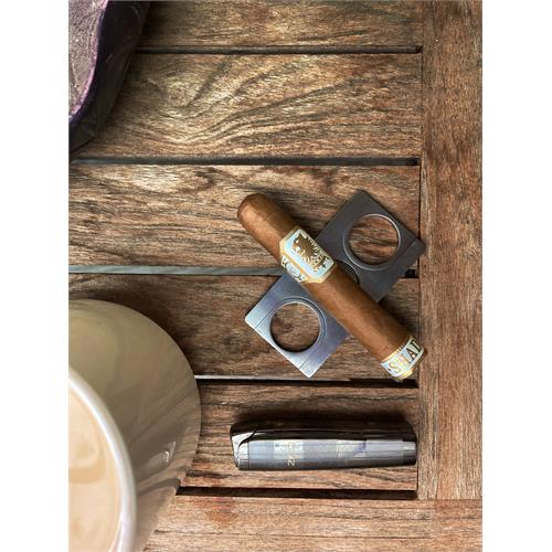 Liga Undercrown Connecticut Shade Corona Pequena 4  * 44