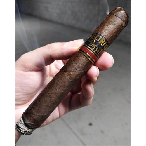 Diesel Delirium Toro 6  * 52