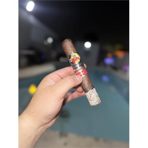 La Gloria Cubana Serie R Black Maduro No. 60 6  * 60