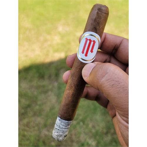 Crowned Heads Mil Dias Double Robusto 6 3/8 * 50