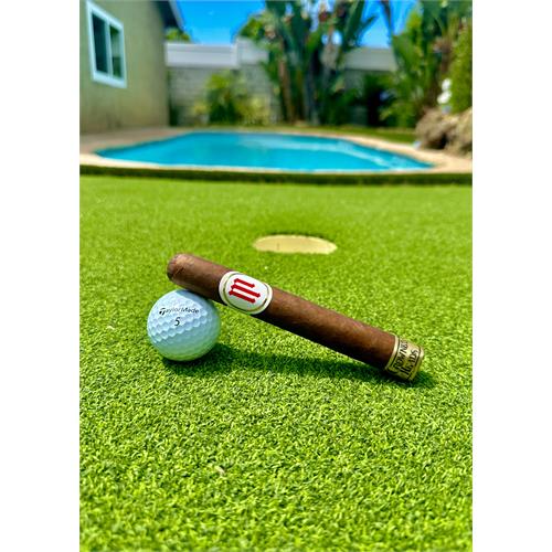 Crowned Heads Mil Dias Sublime 6  * 54