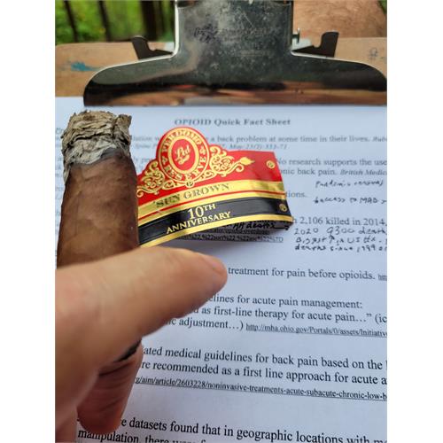 Perdomo Reserve 10th Anniversary Sun Grown Churchill 7  * 54