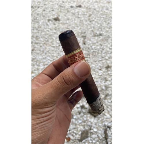 J.C. Newman Yagua Toro 6  * 54