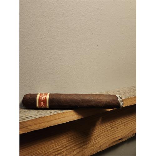 J.C. Newman Yagua Toro 6  * 54