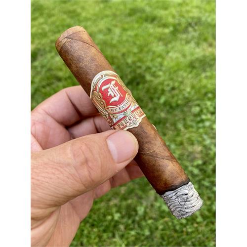 Fonseca by My Father Robusto 5 1/4 * 52