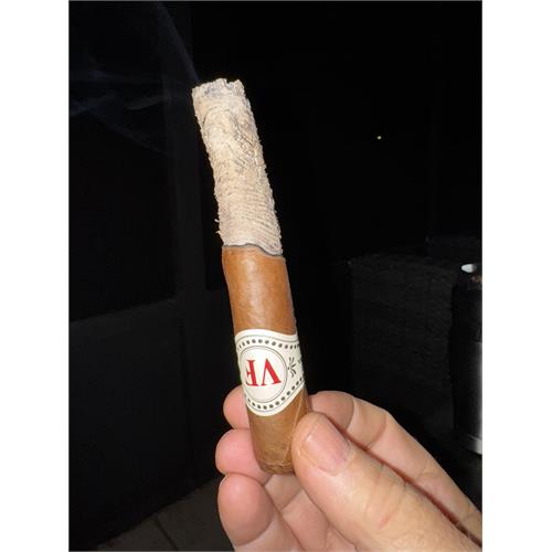 Vega Fina 1998 VF 54 6 1/8 * 54