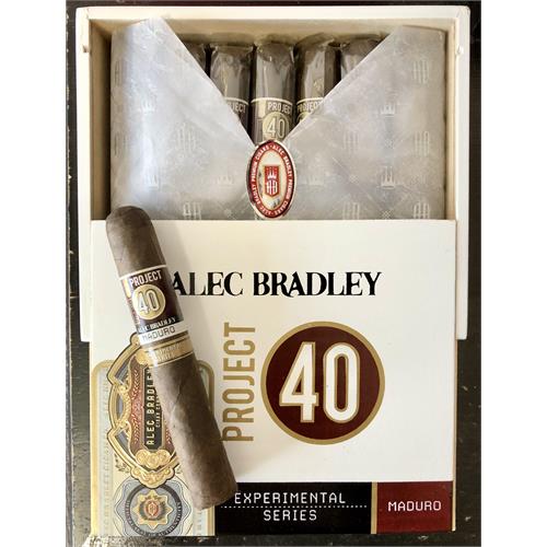 Alec Bradley Project 40 Maduro Robusto 5  * 50