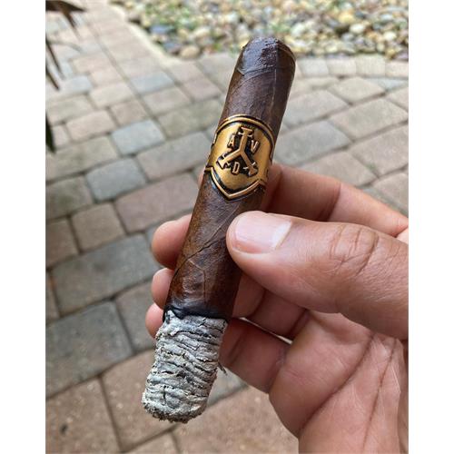 ADVentura The Royal Return King s Gold Toro 6  * 54
