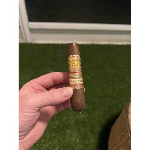 Arturo Fuente Rare Pink VS Work of Art 4 7/8 * 60