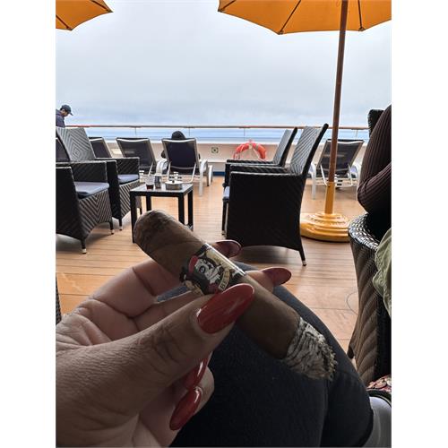 Deadwood Fat Bottom Betty Gordito 6  * 60