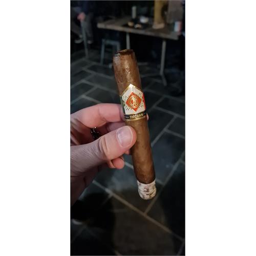 CAO Zocalo Toro 6 1/4 * 54