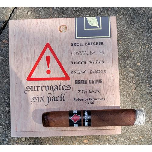 L Atelier Surrogates Robusto Exclusivos 6-Cigar Sampler