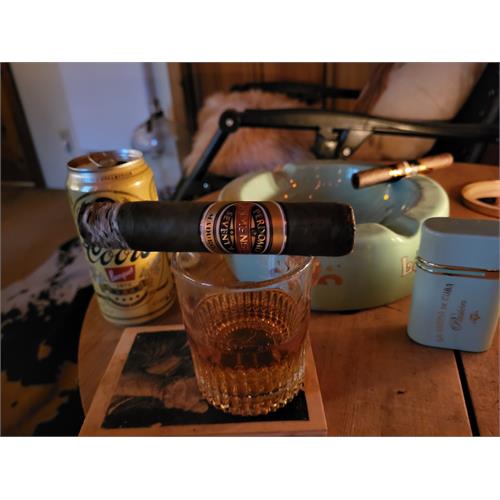 Perdomo Inmenso Seventy Maduro Churchill 7  * 70