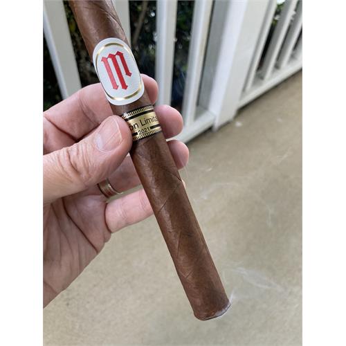 Crowned Heads Mil Dias Escogidos Edicion Limitada 2021 7 1/8 * 49