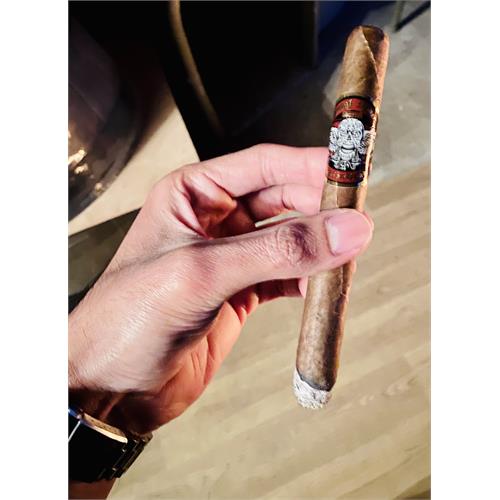 Rough Rider Sweets Maduro Churchill 7  * 50