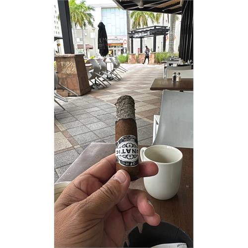 JFR Lunatic Maduro El Grande 5 1/2 * 80