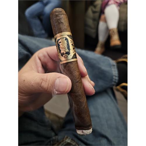 Liga Undercrown 10 Robusto 5  * 50