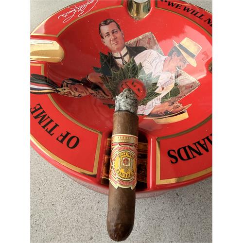 Arturo Fuente Rare Pink VS Short Story 4  * 42/49