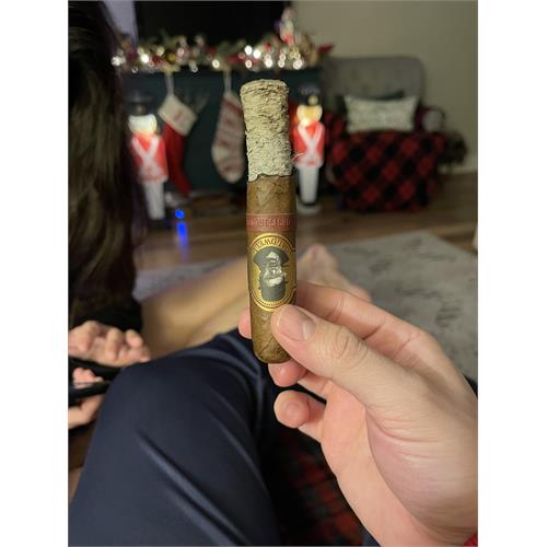 Caldwell Blind Man s Bluff Maduro This is Trouble Robusto 5  * 52