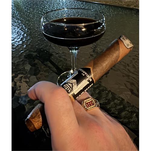 M by Macanudo Espresso Belicoso 6  * 54