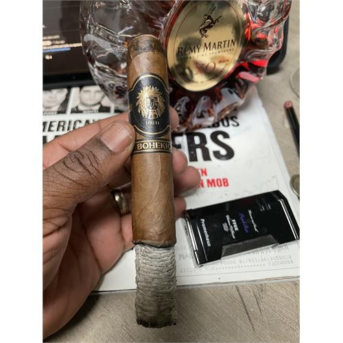 Bohekio Toro Gordo 6  * 55