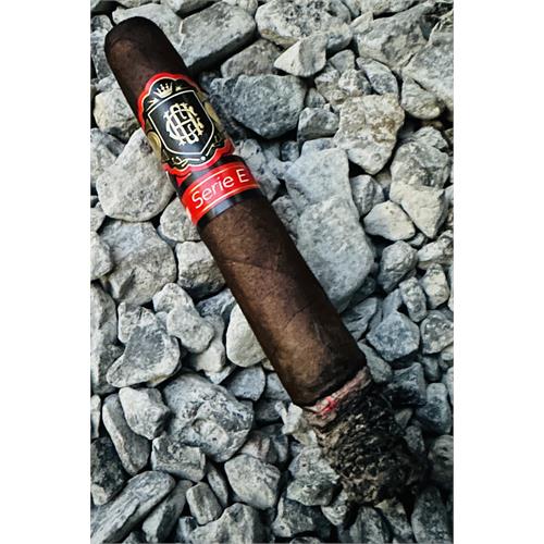 CHC Serie E Hermoso No. 2 6 1/8 * 48