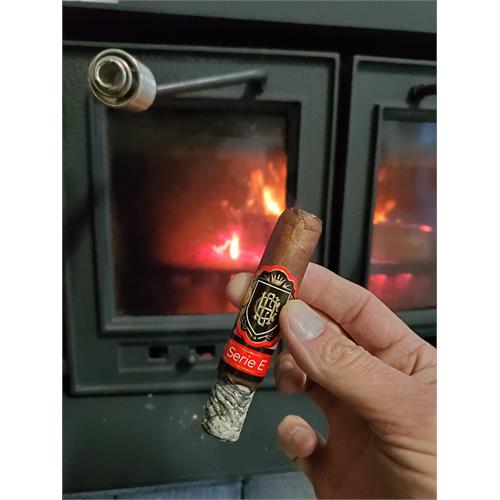 CHC Serie E Petit Edmundo 4 3/8 * 52