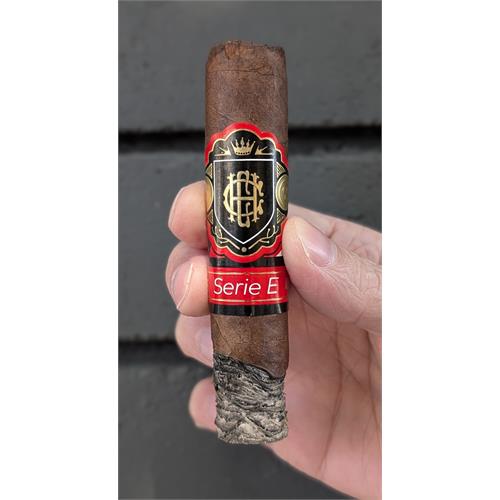 CHC Serie E Petit Edmundo 4 3/8 * 52