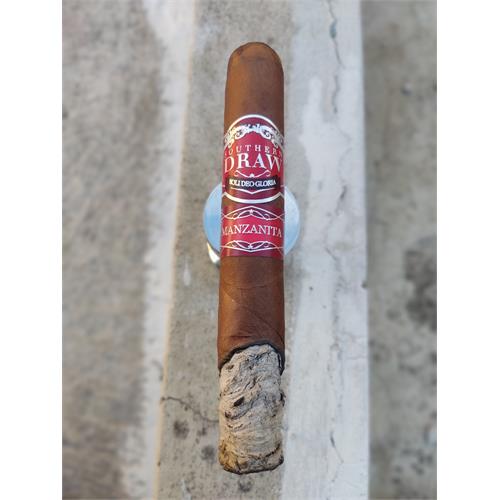 Southern Draw Manzanita Gordo 6 1/2 * 60