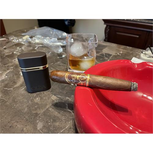 Oliva Serie V 135th Anniversary Edicion Limitada 5 1/2 * 54