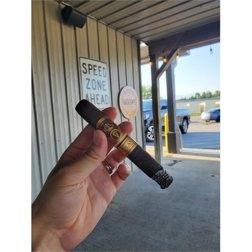 Oliva Serie V Melanio Maduro Toro 6  * 52