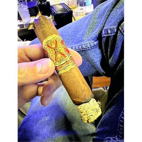 Arturo Fuente Opus X Magnum  O  36 4 3/4 * 56