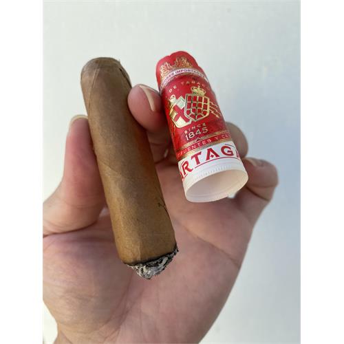 Partagas Cortado Presidente 8  * 54