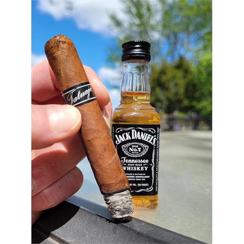 Tatuaje Black Petite Corona 4  * 40