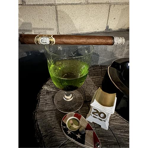 La Palina Goldie Laguito No. 1 7  * 38