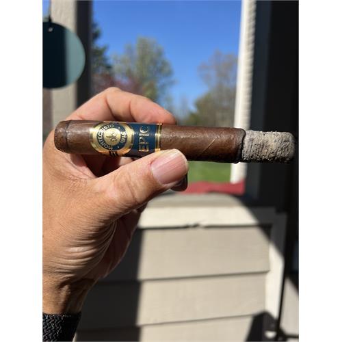 Montecristo Epic Vintage 12 Blue Toro 6  * 52