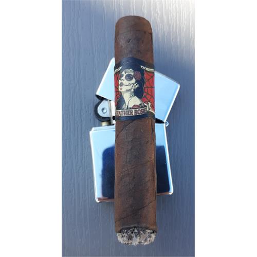 Deadwood Leather Rose Petite Corona 4  * 43