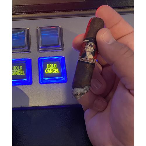 Deadwood Leather Rose Petite Corona 4  * 43