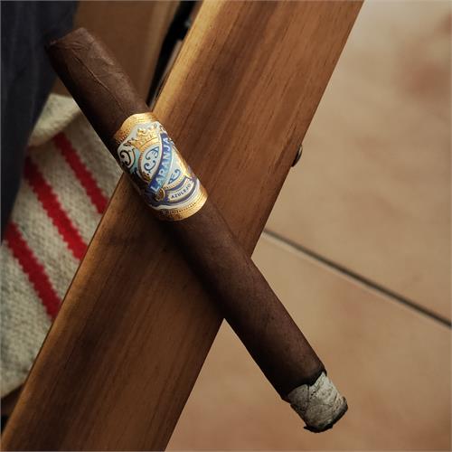 Laranja Reserva Azulejo Corona Gorda 6  * 46