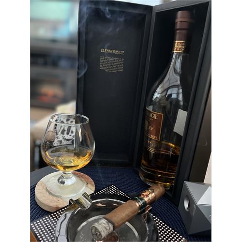 La Gloria Cubana Criollo de Oro Toro 5 3/4 * 54