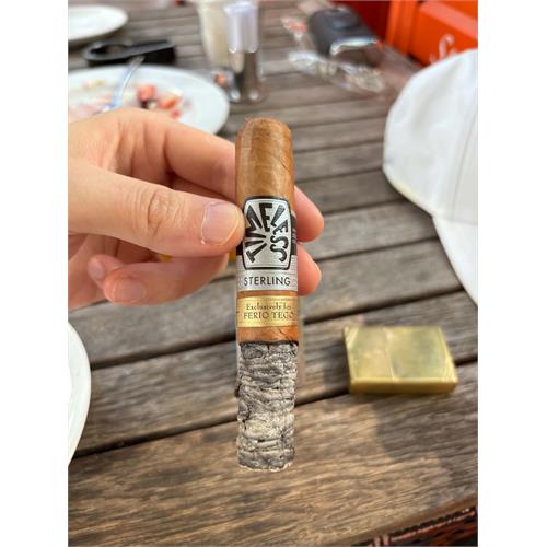 Ferio Tego Timeless Sterling Robusto 4 3/4 * 50