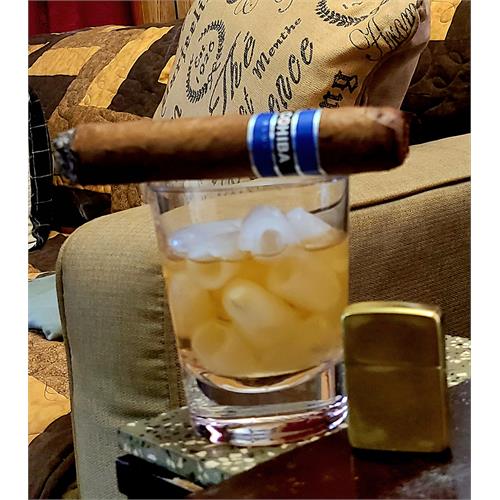 Cohiba Blue 7  * 70